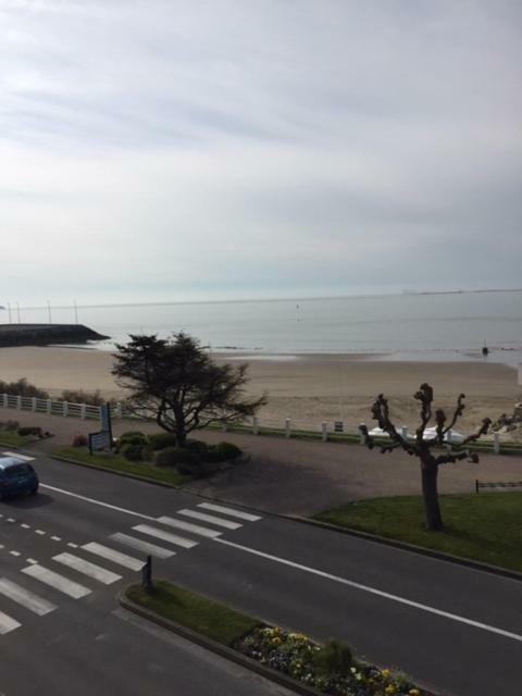 Trois Appartements Secteur Foncillon Plage Royan Exterior photo