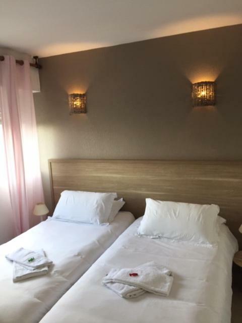 Trois Appartements Secteur Foncillon Plage Royan Exterior photo