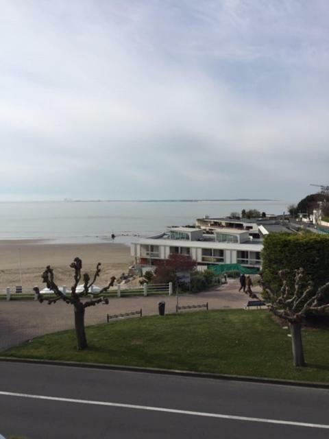 Trois Appartements Secteur Foncillon Plage Royan Exterior photo